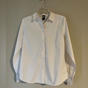 GAP White Casual Button Down Shirt with Long Sleeves